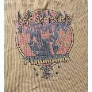 Def Leppard Pyromania Long Sleeve Thermal Top Womens Medium Band Graphic Shirt
